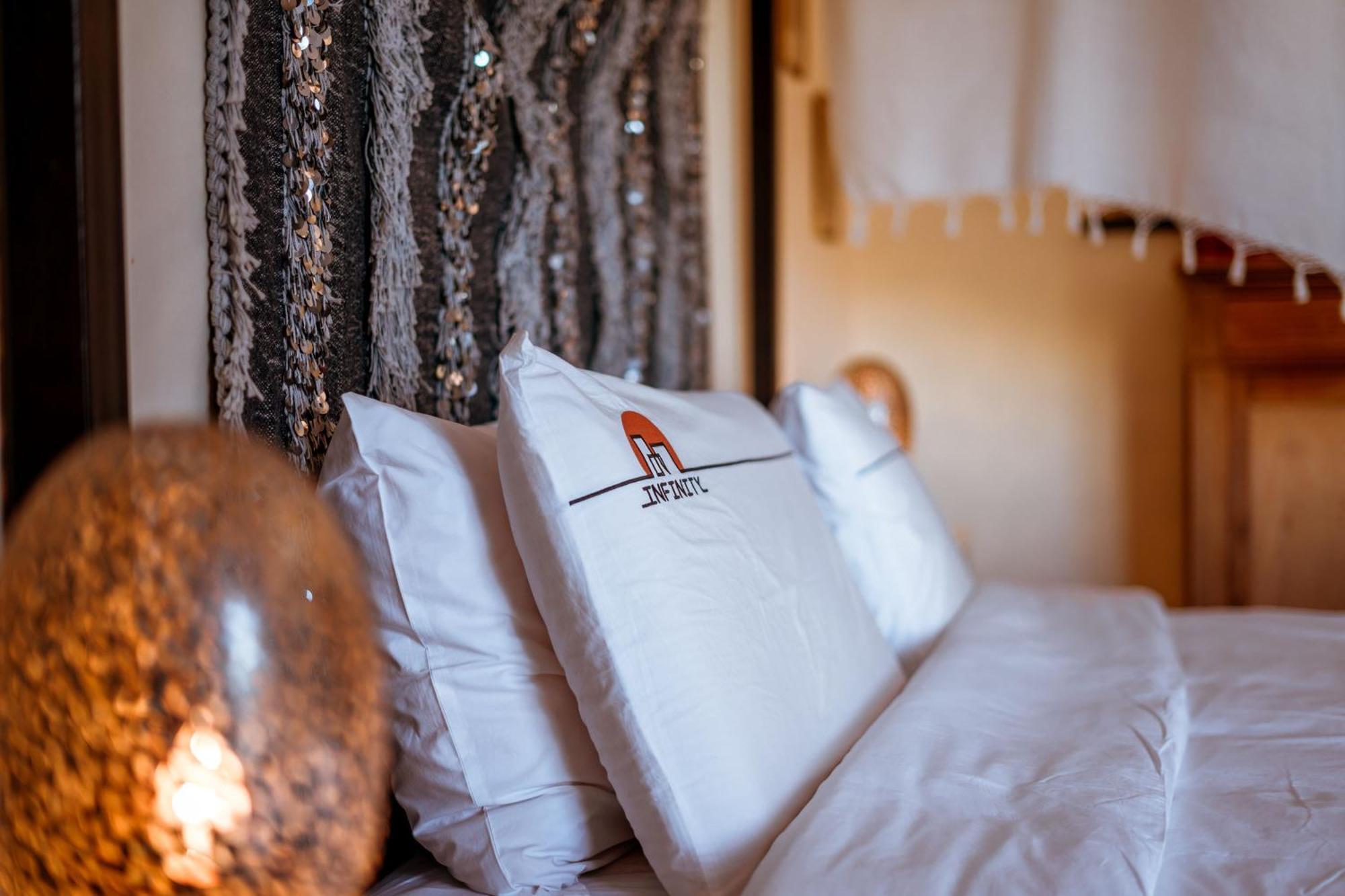 Ali Baba Infinity Hotel Szavíra Kültér fotó